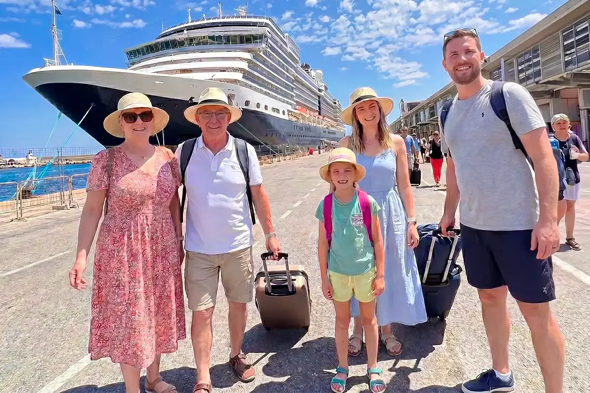 Guide pour préparer vos bagages en croisière : que faut-il emporter et que faut-il louer sur place ?